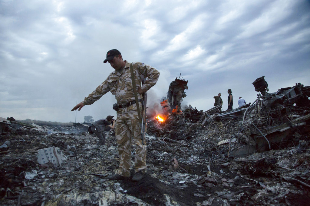 MH17 crash was caused by Russian missile, investigators claim