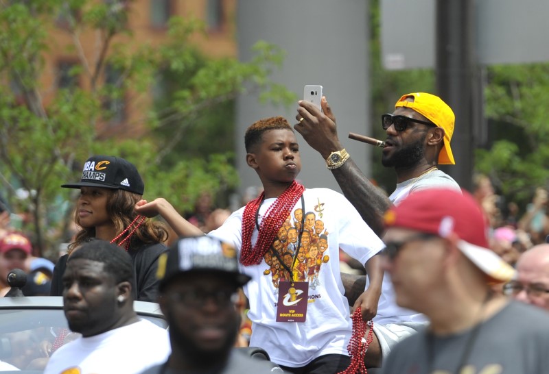 LeBron James’ I PROMISE school opens in Akron LeBron James’ I PROMISE school opens in Akron