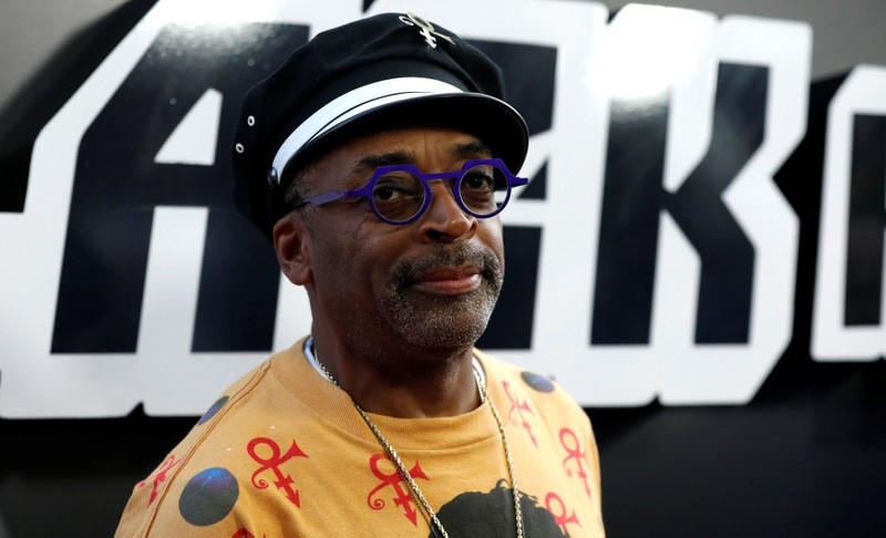 Director Lee poses at the premiere for