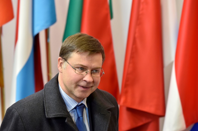 FILE PHOTO: Euro zone finance ministers meet to discuss reforms of the monetary union in Brussels