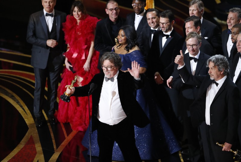 Green Book wins best picture in setback for Netflix