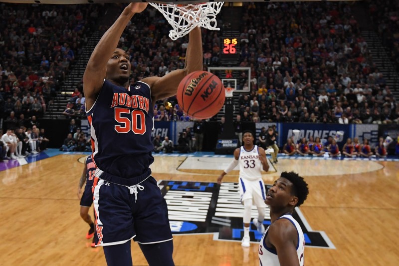Brown, Auburn blitz Kansas to reach Sweet 16 Brown, Auburn blitz Kansas to reach Sweet 16