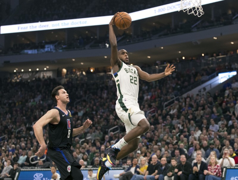 NBA: Los Angeles Clippers at Milwaukee Bucks