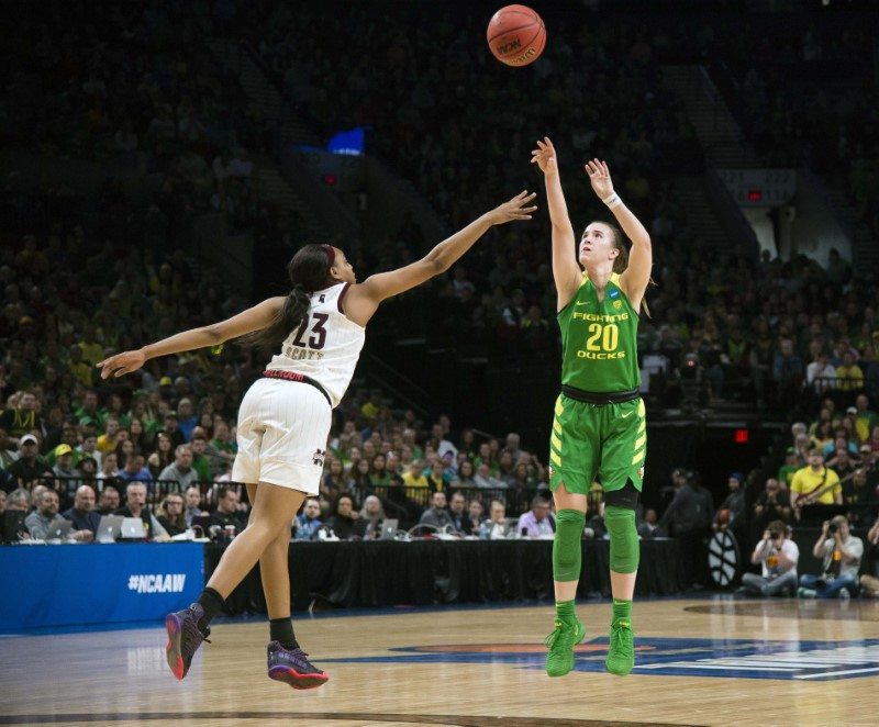 Virginia takes down Oregon in Sweet 16, 53-49