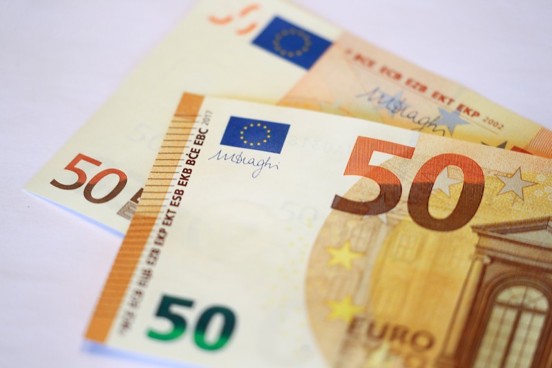The German Bundesbank presents the new 50 euro banknote at it's headquarters in Frankfurt