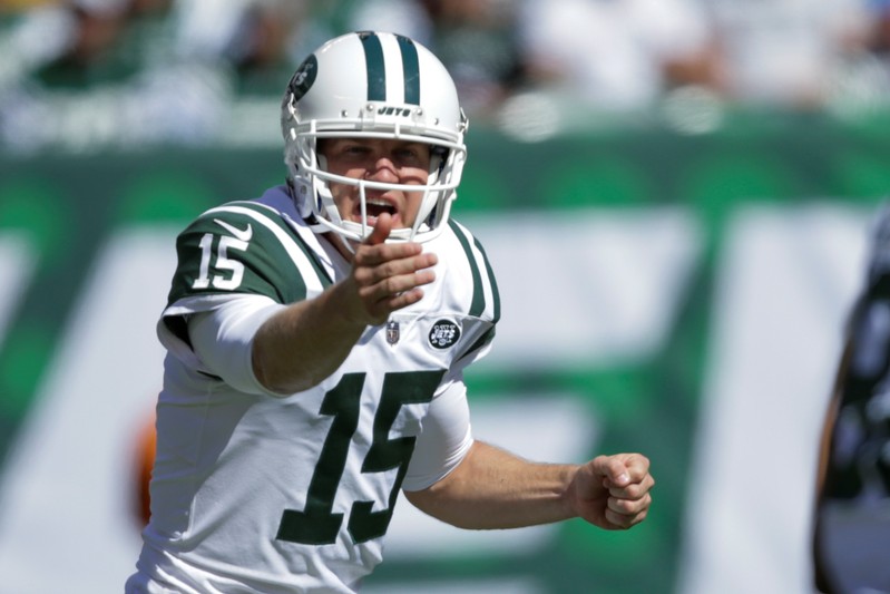 New York Jets quarterback McCown gives instructions to his teammates during their NFL football game against Jacksonville Jaguars in East Rutherford, New Jersey
