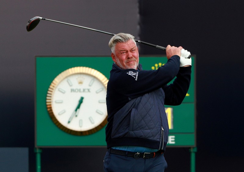 Spieth back in contention at British Open Spieth back in contention at British Open