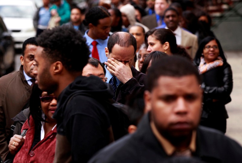 U.S. services sector suggests economy weathering trade storm