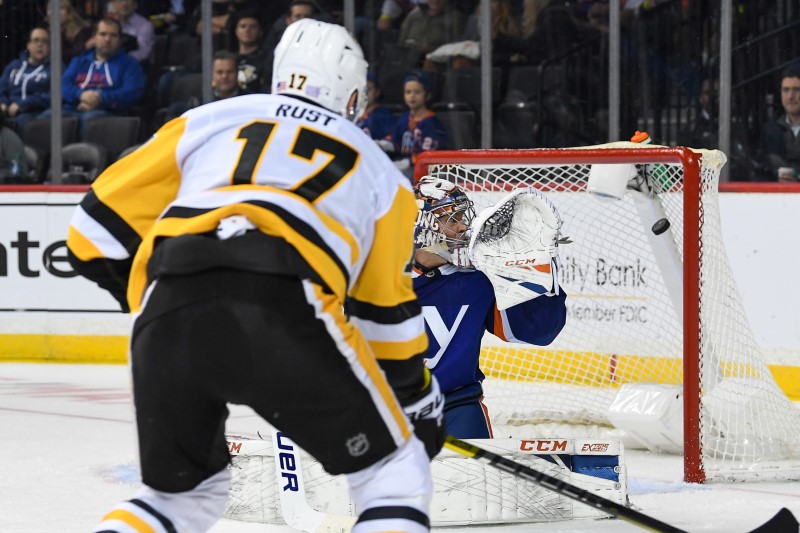 NHL: Pittsburgh Penguins at New York Islanders