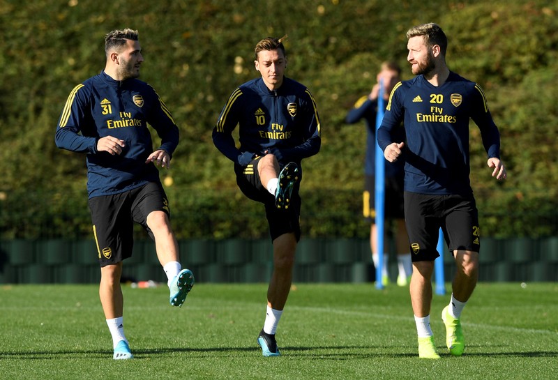 FILE PHOTO: Europa League - Arsenal Training