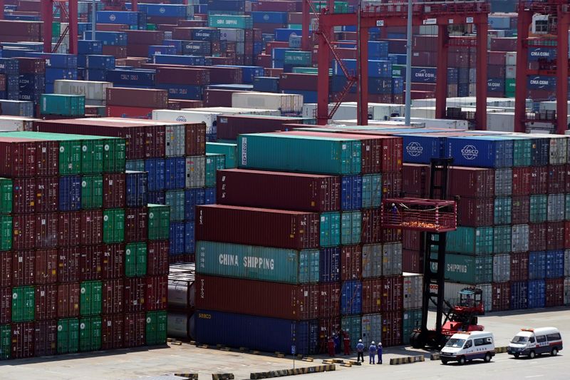 China's trade with USA falls in November