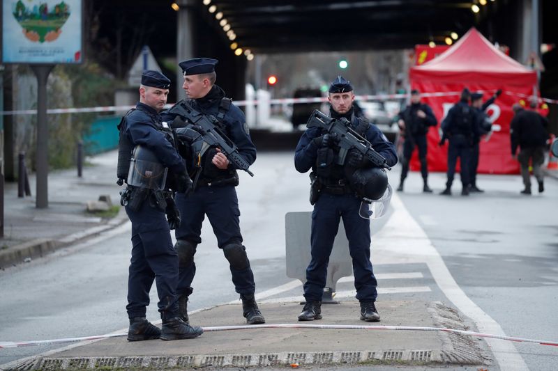 Paris knife attack to be treated as terrorist attack Paris knife attack to be treated as terrorist attack
