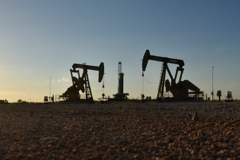 Russia's Rosneft Chief Downplays Rift With Saudis, Seeks Quick Oil-Price Rebound
