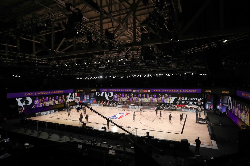 NBA: LA Clippers at Los Angeles Lakers