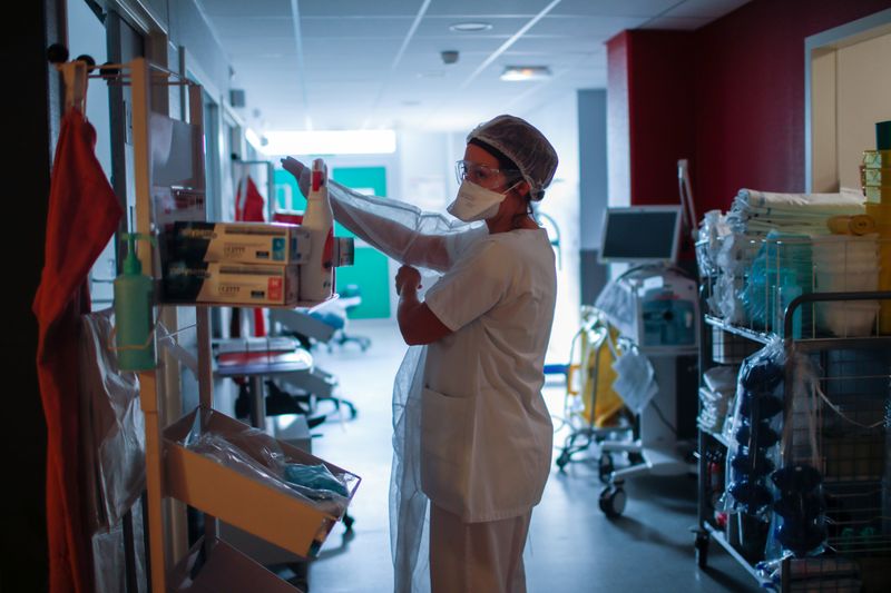 Learning lessons from the first wave: An ICU in Seine-Saint-Denis braces for coronavirus surge