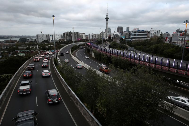 New Zealand's COVID-19 safety measure mandating masks on public transport takes effect in Auckland