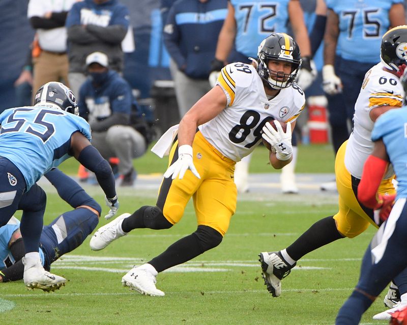 NFL: Pittsburgh Steelers at Tennessee Titans