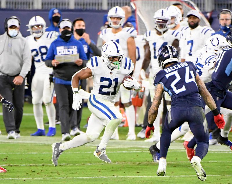 NFL: Indianapolis Colts at Tennessee Titans