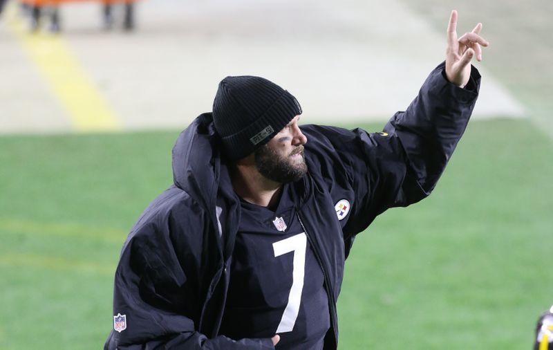 NFL: Cincinnati Bengals at Pittsburgh Steelers