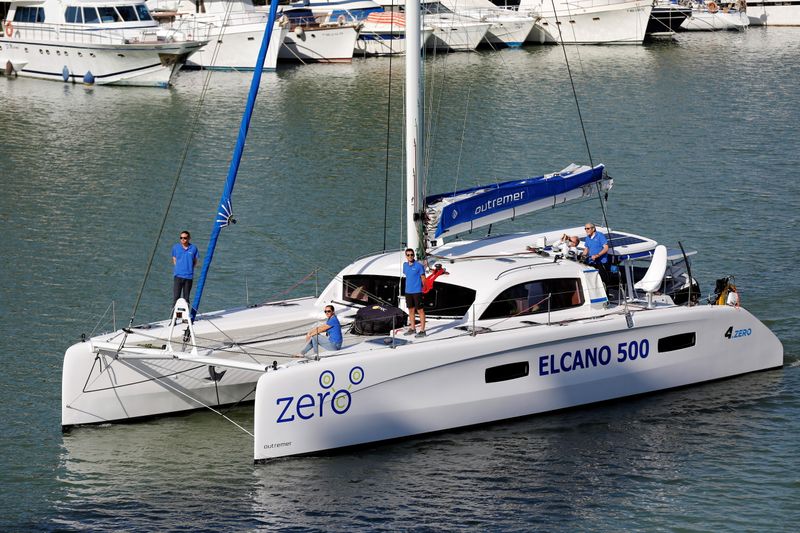 Oceanic navigator Jimmy Cornell sets sail on a full electric boat from Seville to commemorate the 500th anniversary of the first round-the-world voyage