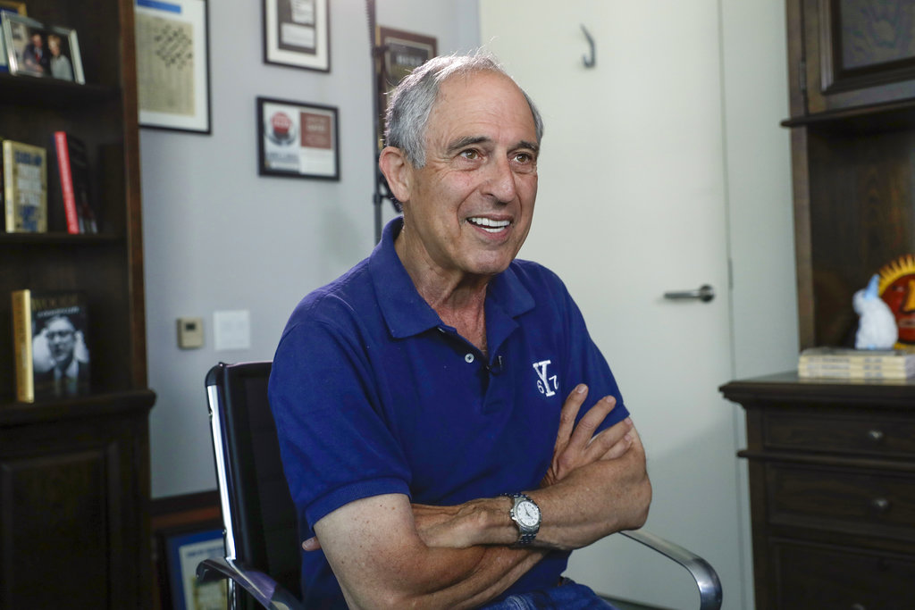 Michael Cohen's lawyer Lanny Davis backpedals on key claims Michael Cohen's lawyer Lanny Davis backpedals on key claims