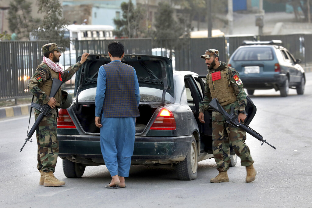 Afghan presidential polls close amid allegations of fraud Afghan presidential polls close amid allegations of fraud