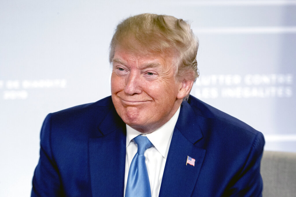 Aide who heard Trump's call with Ukraine leader testified that he was told to keep quiet