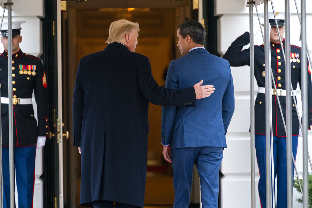State of the Union address: Trump praises Venezuelan opposition leader Juan Guaidó