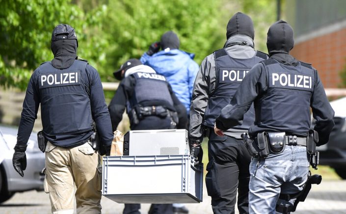 Hezbollah: Germany bans and raids Islamist group